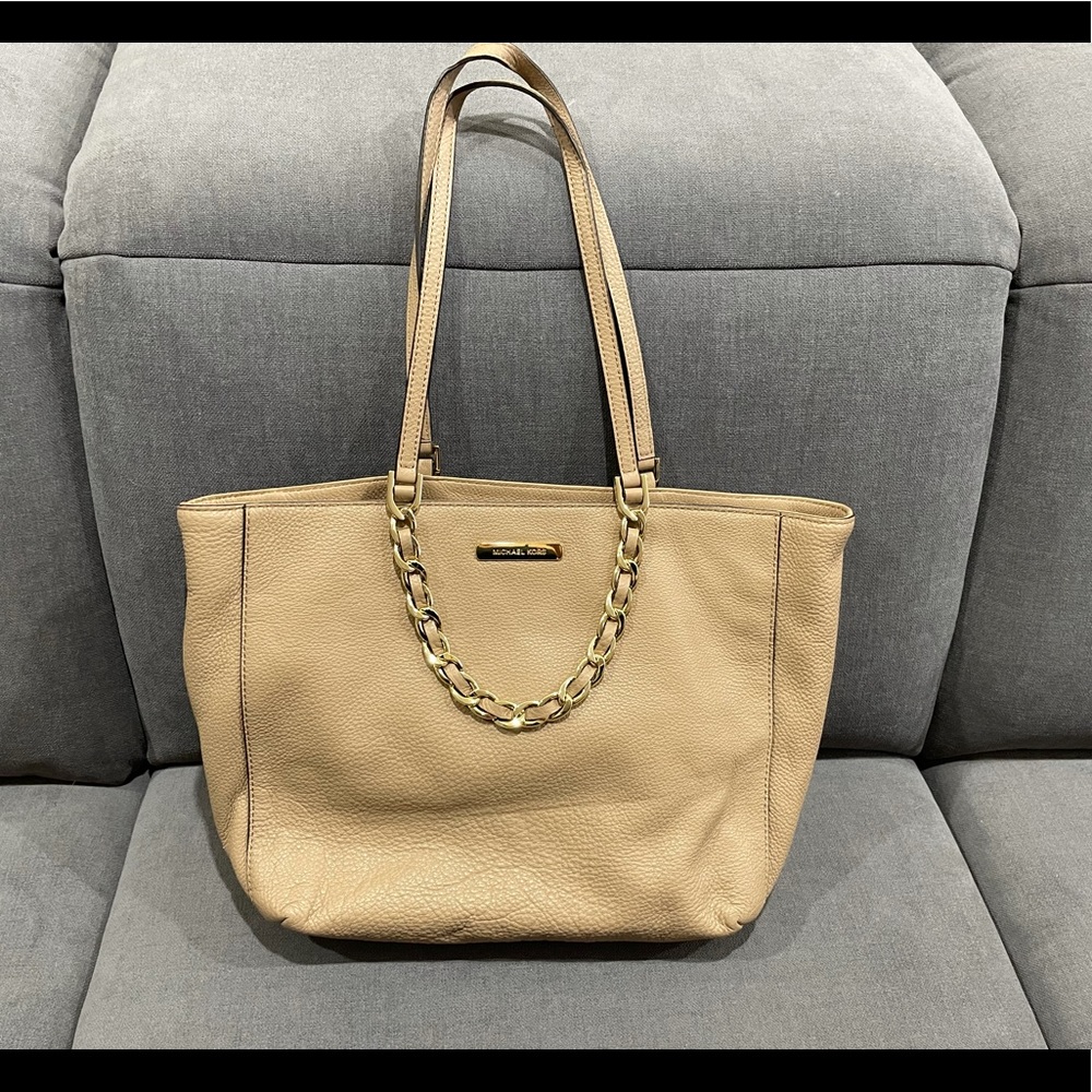 Michael Kors Tote, pale beige.